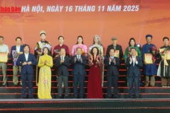 [Video] Bế mạc "Festival Thăng Long-Hà Nội 2025"