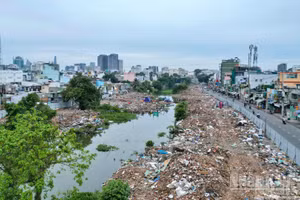 Dự án cải tạo rạch Xuyên Tâm được tái khởi động, diện mạo khu vực dọc tuyến rạch đã có nhiều thay đổi trong công tác giải phóng mặt bằng.