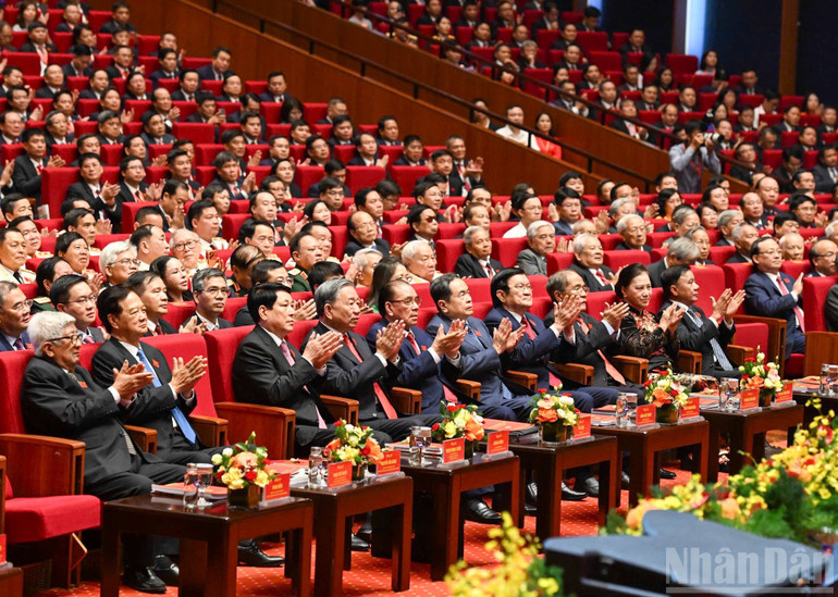 Tổng Bí thư Tô Lâm cùng các đồng chí lãnh đạo, nguyên lãnh đạo Đảng, Nhà nước dự Đại hội. 22888998.jpg