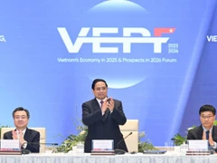 Thủ tướng Chính phủ Phạm Minh Chính chủ trì Phiên toàn thể cấp cao Diễn đàn Kinh tế Việt Nam 2025, triển vọng 2026. (Ảnh: Trần Hải)