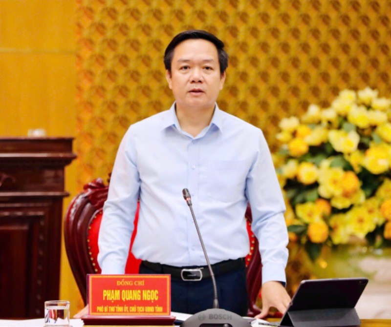 Đồng chí Phạm Quang Ngọc, Phó Bí thư Tỉnh ủy, Chủ tịch Ủy ban nhân dân tỉnh Ninh Bình phát biểu tại Hội nghị. dc45c34a-8963-4f80-9066-268b5eb91dc7-3171.jpg