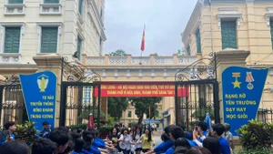 Kết thúc buổi thi sáng 27/6 của Kỳ thi tốt nghiệp THPT năm 2025.