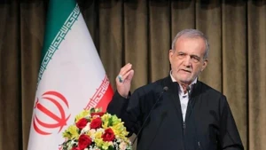 Tổng thống Iran Masoud Pezeshkian phát biểu tại Tehran. (Ảnh: TTXVN)