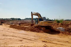 Hạ tầng Khu công nghiệp Sông Công II (giai đoạn 2) đang được khẩn trương xây dựng.