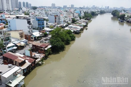 Thành phố Hồ Chí Minh đẩy nhanh tiến độ các dự án chỉnh trang kênh, rạch 