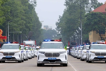 Phân luồng phục vụ Lễ diễu binh, diễu hành.