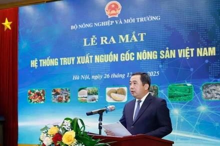 Đồng chí Trần Đức Thắng, Bộ trưởng Nông nghiệp và Môi trường phát biểu khai mạc Lễ ra mắt Hệ thống truy xuất nguồn gốc nông sản Việt Nam. (Ảnh: Khương Trung)