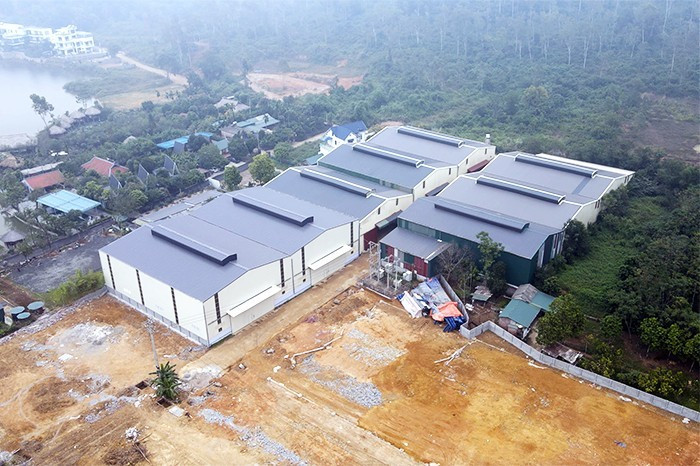 Thực tế, việc cho phép xây dựng kho bãi trên đất nông nghiệp, nếu thiếu kiểm soát, rất có thể bị biến tướng thành nhà ở hoặc cơ sở kinh doanh phi nông nghiệp. (NGUỒN: CAND)