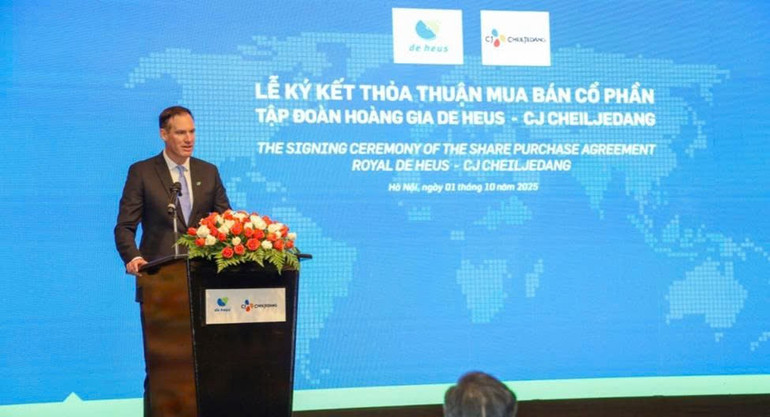 Ông Gabor Fluit, Tổng Giám đốc Tập đoàn Hoàng gia De Heus nhấn mạnh, đây là một bước tiến quan trọng trong việc mở rộng dấu ấn của De Heus tại khu vực châu Á. c5fea627aed5248b7dc4.jpg