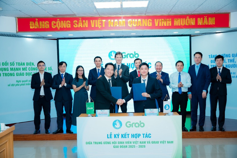 Thỏa thuận hợp tác với Trung ương Hội Sinh viên Việt Nam là một trong những hoạt động tiếp theo của Grab trong chiến lược đồng hành cùng chương trình Chuyển đổi số quốc gia. grab2.jpg