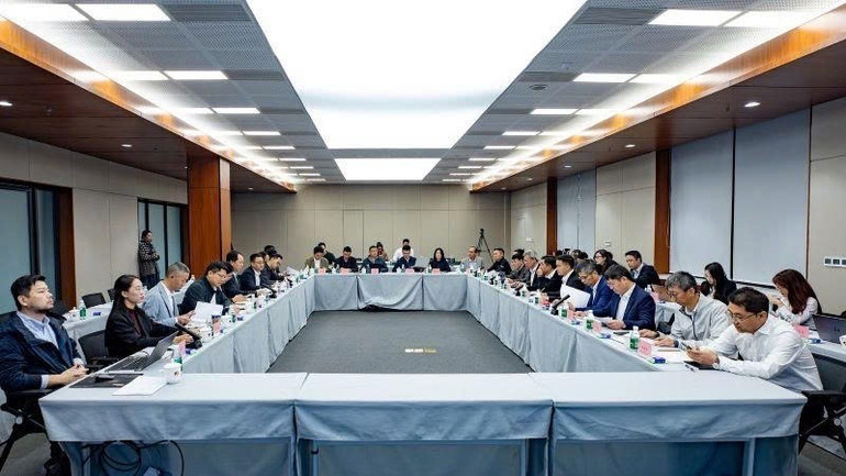 Hội thảo tìm giải pháp phòng, chống ngập lụt và thoát nước đô thị Việt Nam do Tập đoàn Đèo Cả và Tập đoàn thiết kế Hoa Thiết phối hợp tổ chức. img-6740.jpg