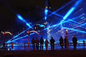 [Video] Rực rỡ không gian nghệ thuật ánh sáng tại Copenhagen, Đan Mạch