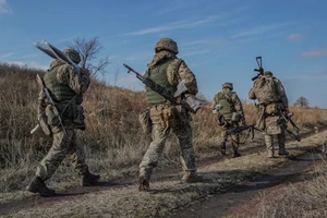 [Video] Ukraine rút khỏi tỉnh miền đông Donetsk sau nhiều tuần giao tranh dữ dội