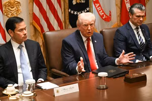 [Video] Tổng thống Mỹ D. Trump triệu tập họp khẩn về căng thẳng với Iran