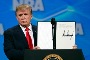 [Video] Chữ ký Tổng thống Mỹ D. Trump sẽ xuất hiện trên tờ USD