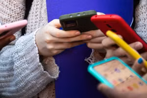 [Video] Seoul thúc đẩy cai nghiện smartphone trong thanh thiếu niên