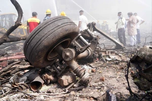 [Video] Nghi vấn phía sau thảm kịch hàng không nghiêm trọng của Ấn Độ