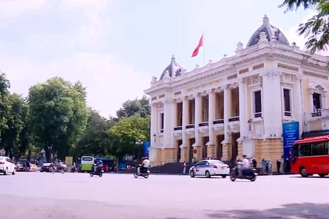 [Video] Hà Nội phân luồng giao thông phục vụ chương trình “Hòa nhạc ánh sáng - Chào năm mới 2026”