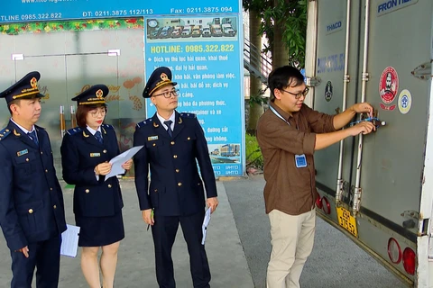 [Video] Hải quan khu vực I tăng cường kiểm soát, chủ động chống buôn lậu 