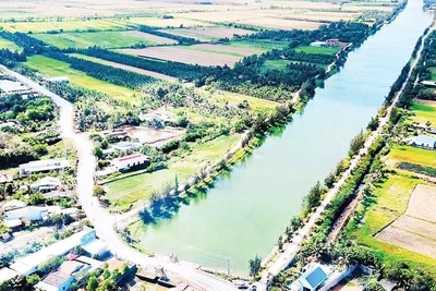 Hồ chứa nước ngọt kênh Lấp (xã Tân Xuân, tỉnh Vĩnh Long) phát huy hiệu quả trong việc trữ nước ngọt phục vụ sản xuất và sinh hoạt.