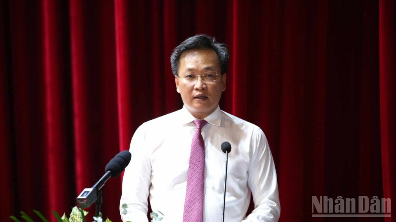 Bí thư Tỉnh ủy Hưng Yên Nguyễn Hữu Nghĩa phát biểu tại Đại hội. ndo_br_3-7302.jpg