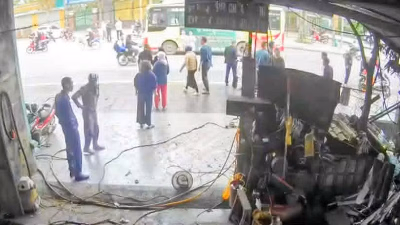 Hiện trường vụ việc. (Ảnh cắt từ clip)