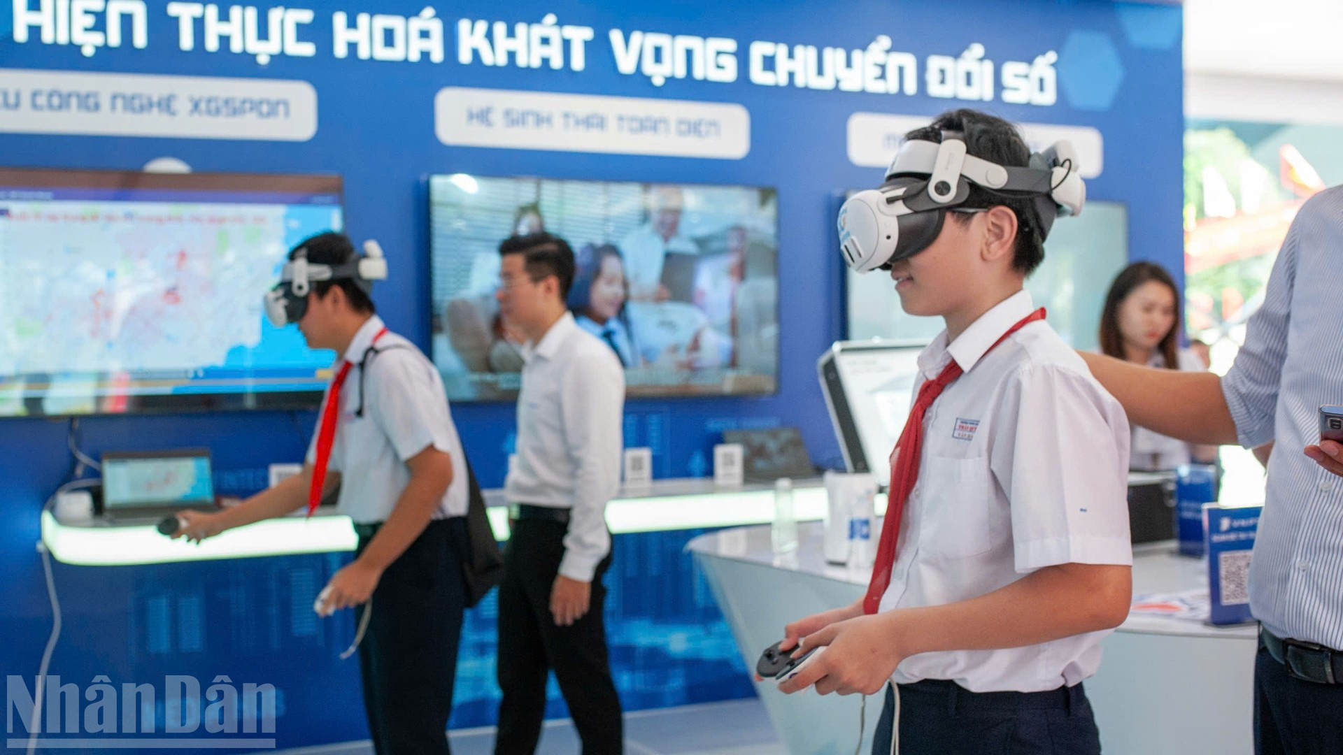 Trong nhiệm kỳ qua, Đà Nẵng có nhiều bước tiến vượt bậc trong phát triển chuyển đổi số. ndo_bl_793227391607850028-5728.jpg