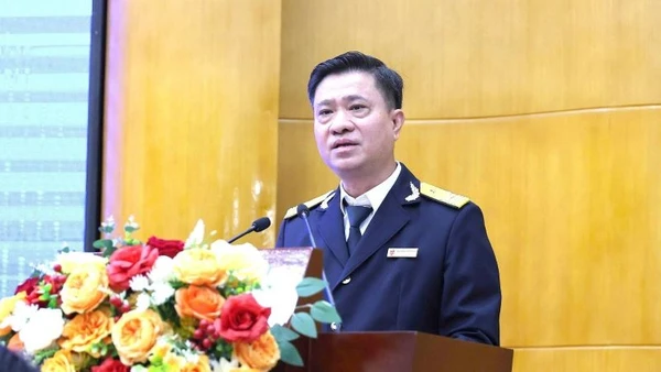 Phó trưởng Thuế thành phố Hà Nội Nguyễn Tiến Minh phát biểu khai mạc hội nghị.