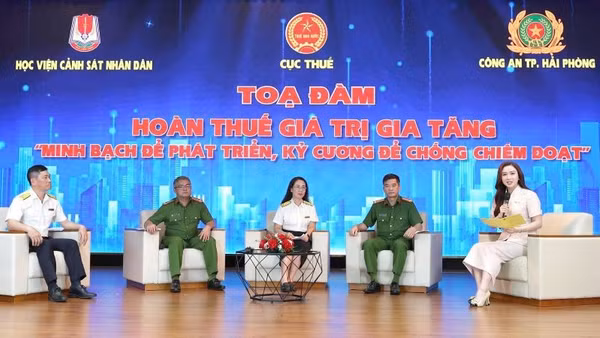 Tọa đàm “Hoàn thuế giá trị gia tăng: Minh bạch để phát triển, kỷ cương để chống chiếm đoạt”.