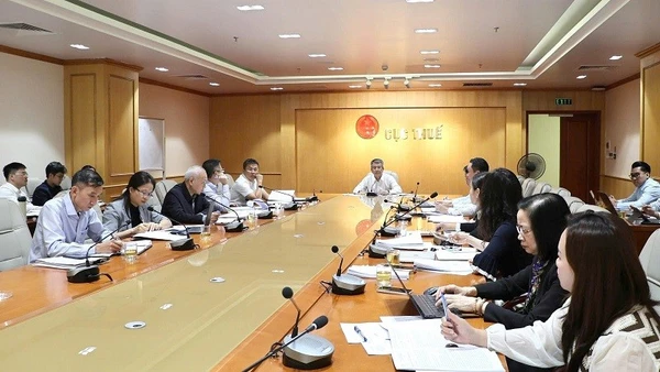 Cục trưởng Cục Thuế Mai Xuân Thành chủ trì cuộc họp.