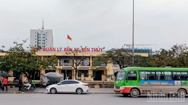 Sở Xây dựng tỉnh Hưng Yên đã ban hành công văn gửi các đơn vị kinh doanh vận tải khách và các bến xe khách trên địa bàn về việc thực hiện bình ổn giá cước vận tải hành khách trong tình hình hiện nay.