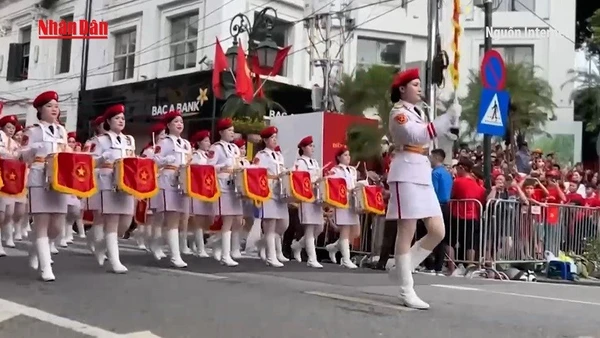 [Video] Hướng dẫn bảo đảm sức khỏe khi tham dự diễu binh, diễu hành