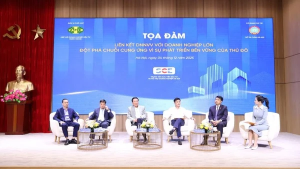 Các đại biểu tham dự tọa đàm. (Ảnh: ANH MINH)