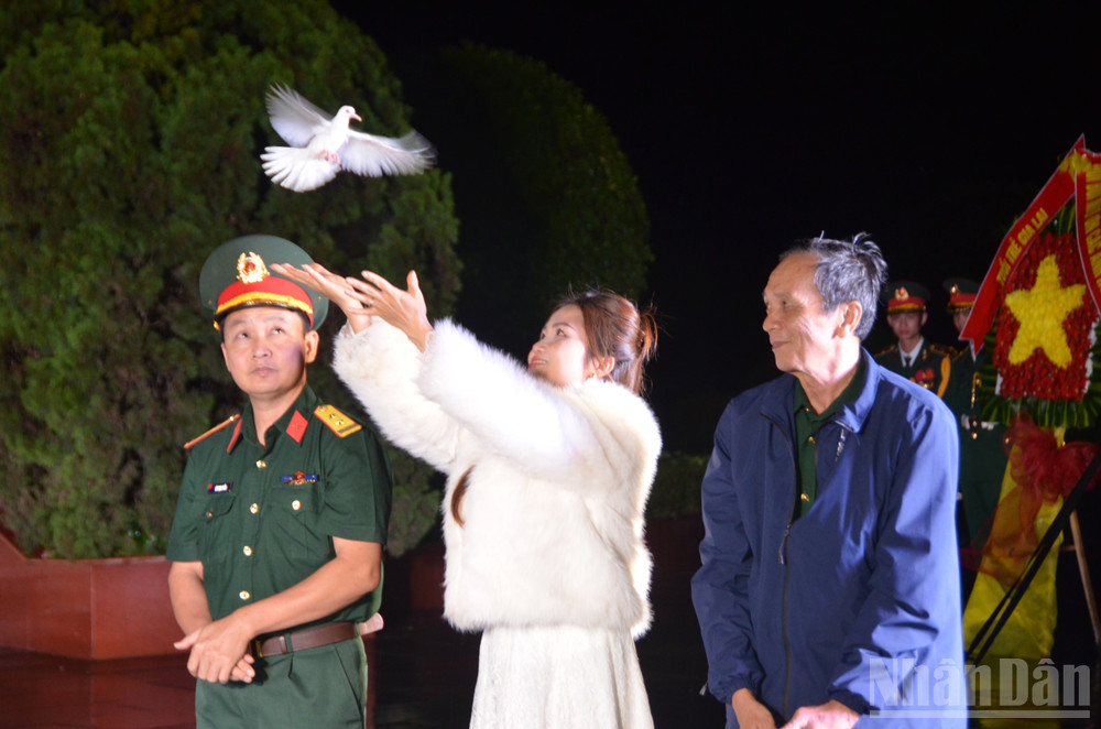 Nghi thức thả bồ câu hòa bình ndo_br_dsc-0292.jpg