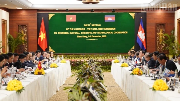 Quang cảnh Kỳ họp lần thứ 21 Ủy ban Hỗn hợp Việt Nam-Campuchia về hợp tác kinh tế, văn hóa, khoa học và kỹ thuật. (Ảnh: ĐINH TRƯỜNG)