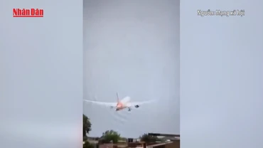 [Video] Rơi máy bay Boeing chở 242 người ở Ấn Độ