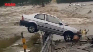 [Video] 109 người thiệt mạng vì lũ lụt ở Texas, hơn 180 người vẫn mất tích