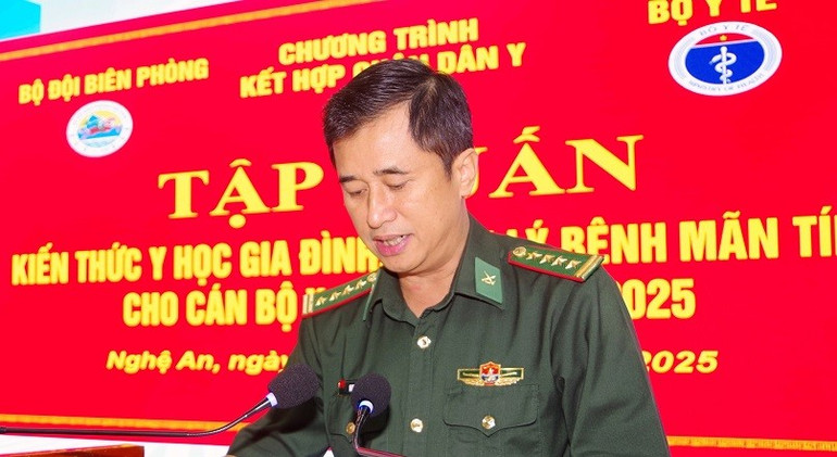 Đại tá Nguyễn Văn Thủy, Phó Cục trưởng Cục Hậu cần-Kỹ thuật Bộ đội Biên phòng phát biểu khai mạc lớp tập huấn. anh-2.jpg