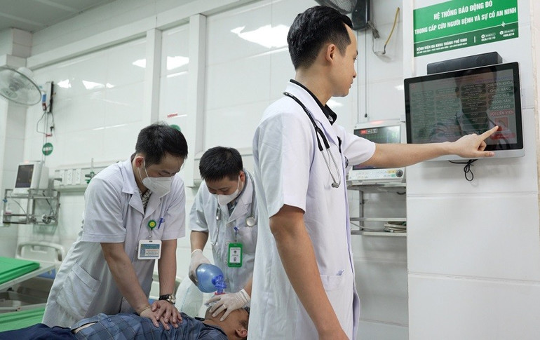 Thực hiện báo động đỏ trong cấp cứu người bệnh. a3-he-thong-bao-dong-do.jpg