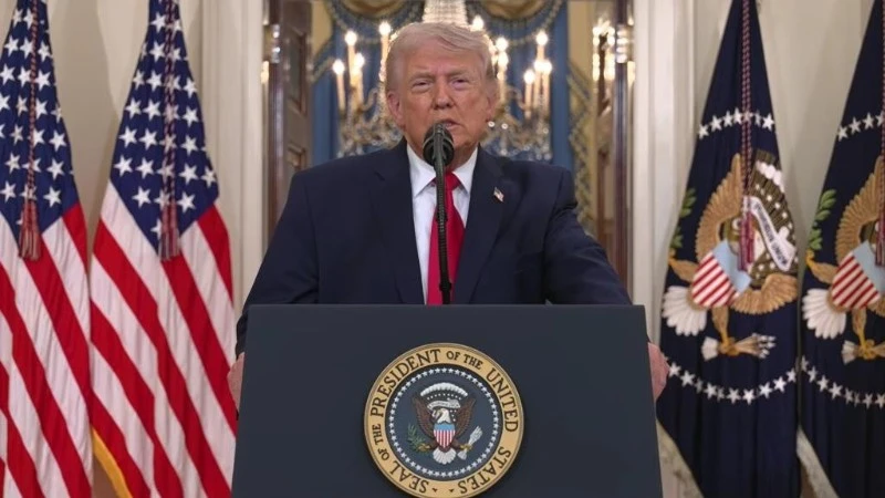 Tổng thống Trump tuyên bố Mỹ giành chiến thắng áp đảo trước Iran, cảnh báo không kích tiếp