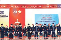 Ra mắt bộ trang phục sinh hoạt cộng đồng của dân tộc Chứt ở phía tây tỉnh Quảng Trị.