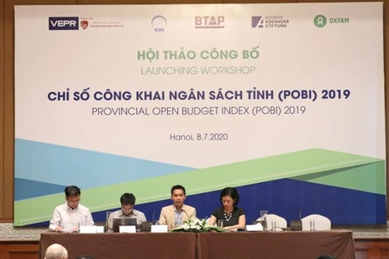 Ban chủ trì hội thảo.