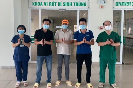 Ba bệnh nhân được công bố điều trị khỏi ngày 20-7.
