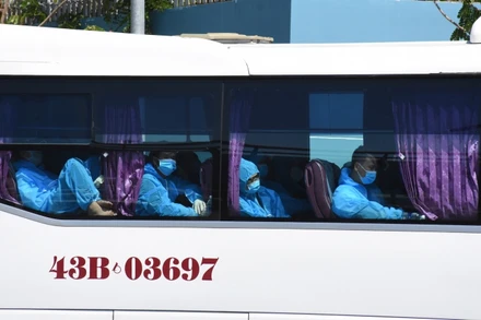 Các công dân được đưa về khu vực cách ly tập trung theo quy định, tại TP Đà Nẵng và tỉnh Quảng Ngãi.