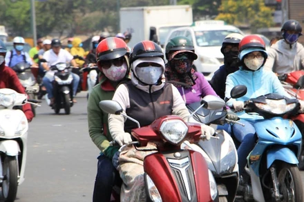 Chỉ số tia UV ở Hà Nội, Đà Nẵng tiếp tục ở mức gây hại rất cao