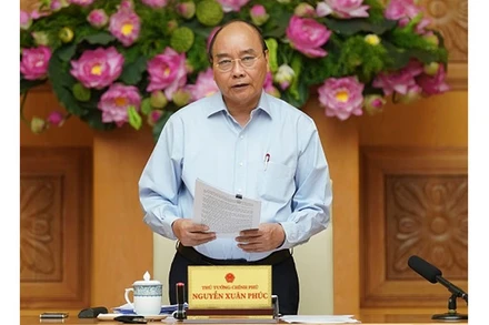 Thủ tướng Nguyễn Xuân Phúc phát biểu ý kiến tại phiên họp.