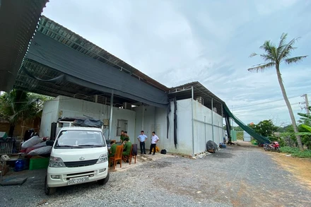 Kho hàng của Công ty thực phẩm Khánh Huy.