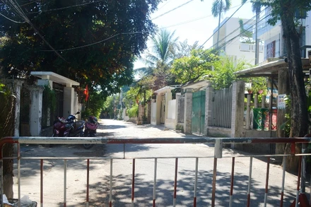 Người dân ở khu vực BN419 sinh sống chấp hành nghiêm công tác phòng, chống dịch. 