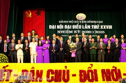 Ban Chấp hành Đảng bộ huyện Bình Lục khóa mới ra mắt