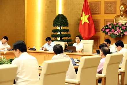 Phó Thủ tướng Vũ Đức Đam chủ trì cuộc họp. (Ảnh: VGP)